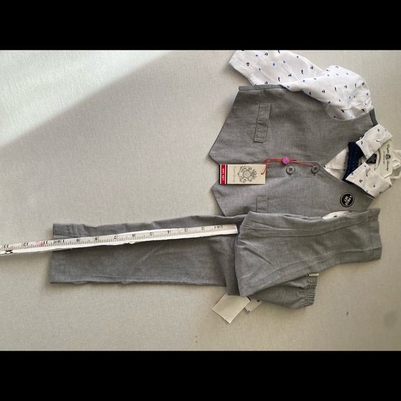 English laundry boys 2T four piece soup - Picture 6 of 6